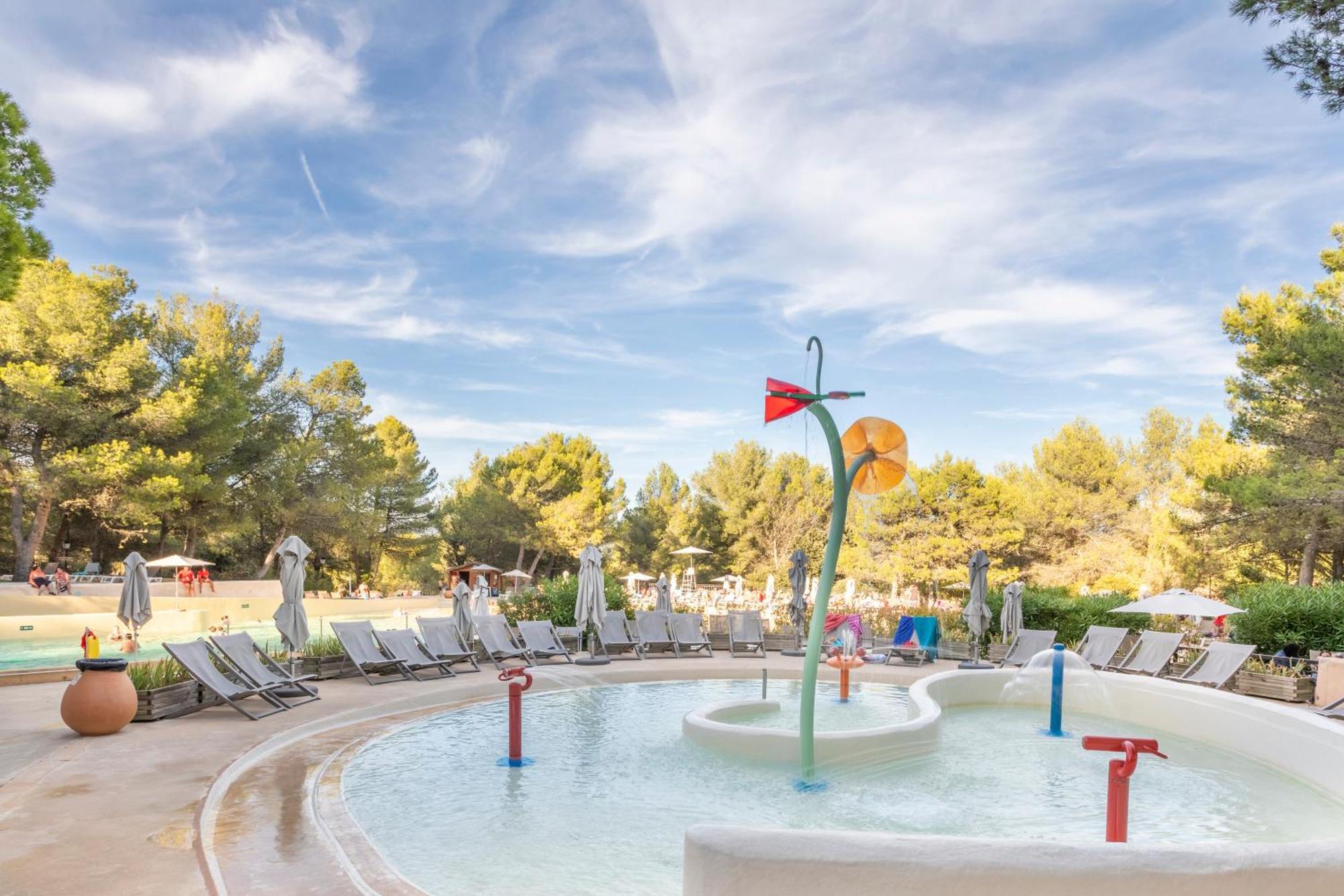 Village Pierre & Vacances Pont Royal En Provence Mallemort Ngoại thất bức ảnh