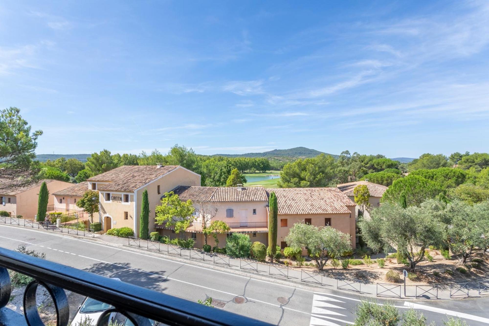 Village Pierre & Vacances Pont Royal En Provence Mallemort Ngoại thất bức ảnh