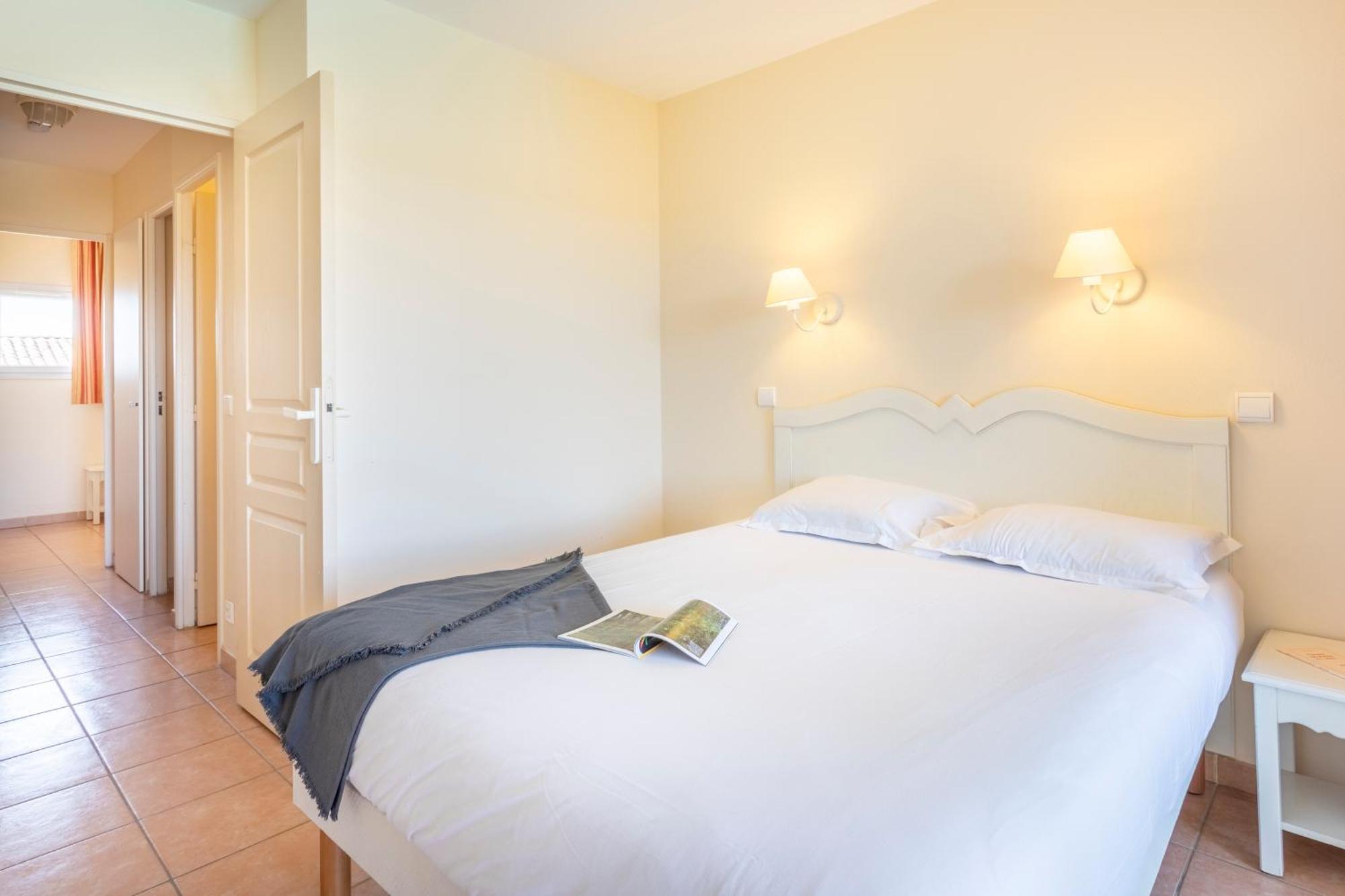 Village Pierre & Vacances Pont Royal En Provence Mallemort Ngoại thất bức ảnh
